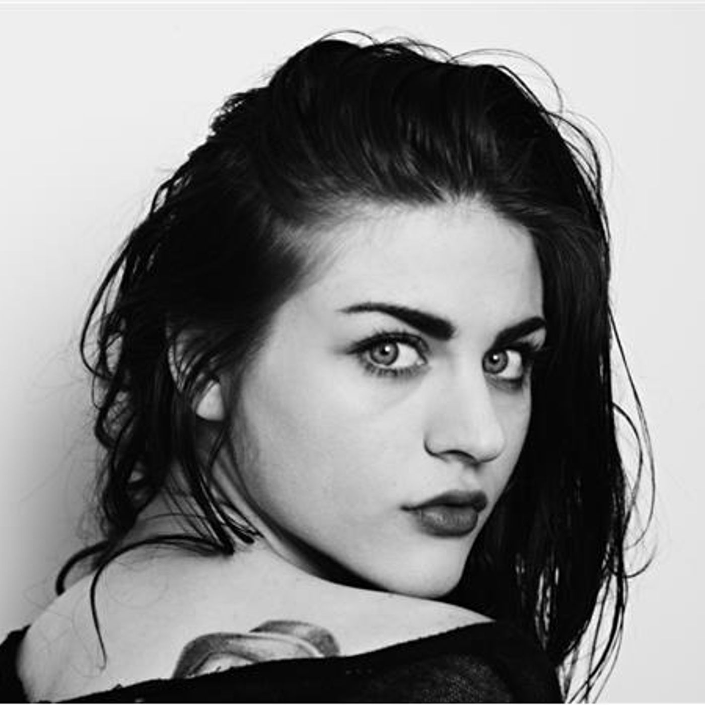 FRANCES BEAN COBAIN FILES FOR DIVORCE My Dad's Money is Mine hands off episode artwork