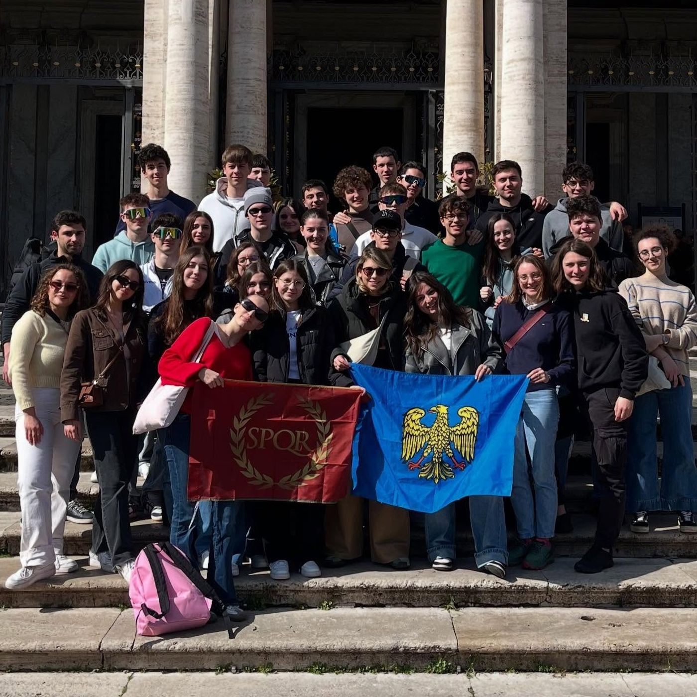 17/03/2025 - Don Davide Larcher con i giovani della parrocchia a Roma episode artwork