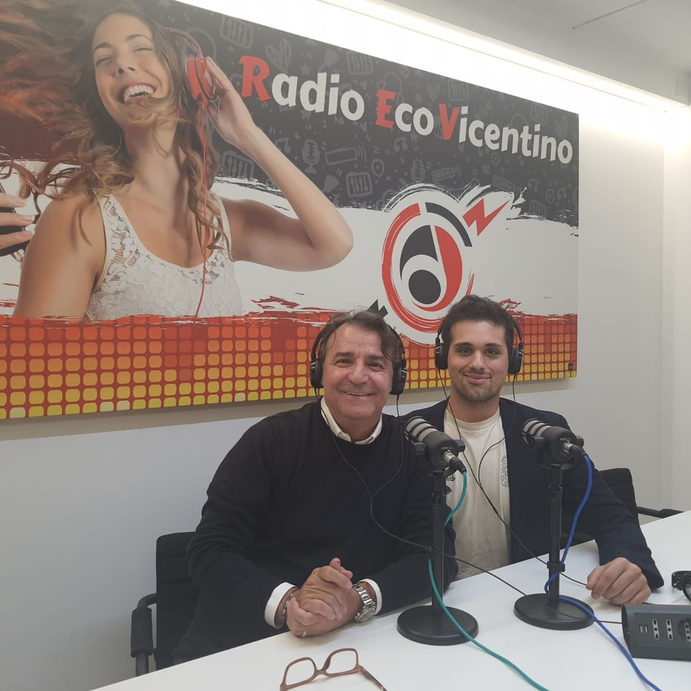 Davide Stefani: chef a domicilio e manager di Miashopping di Thiene episode artwork