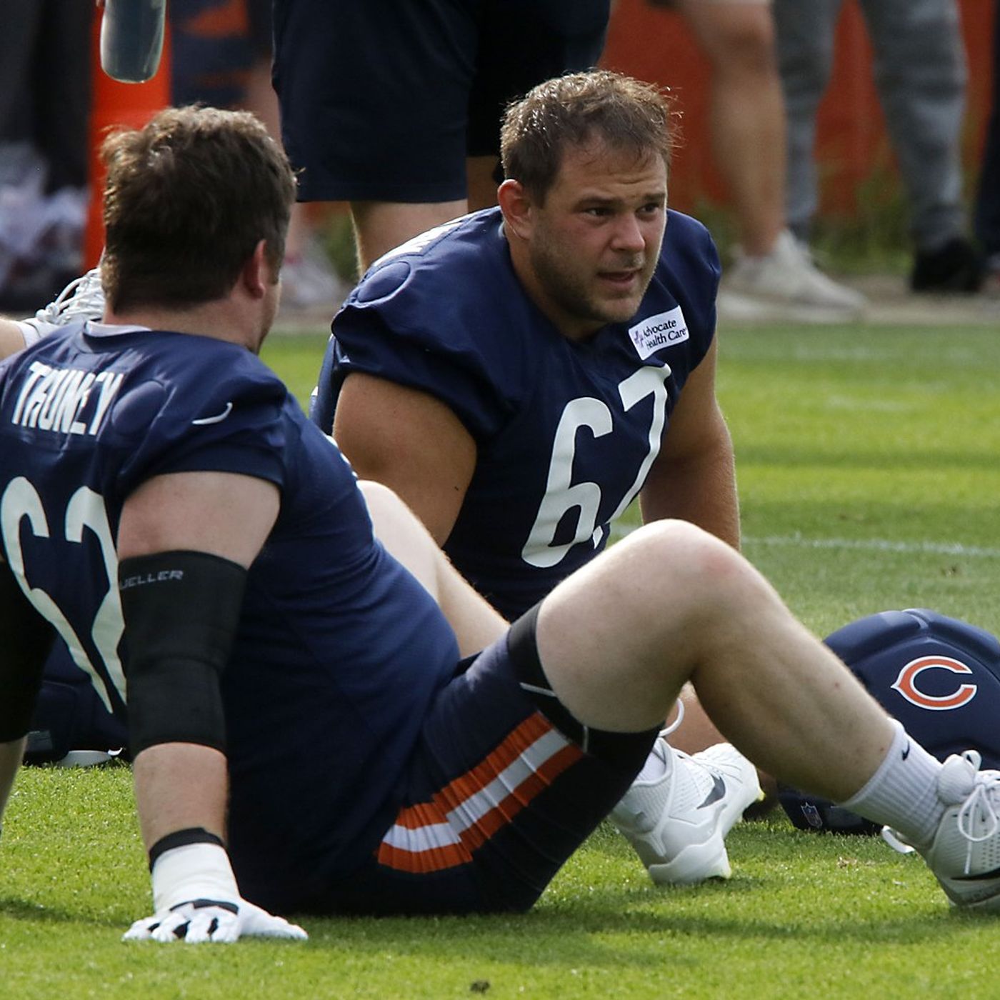 Why the Chicago Bears are confident in Garrett Bradbury as their center heading into 2026 episode artwork