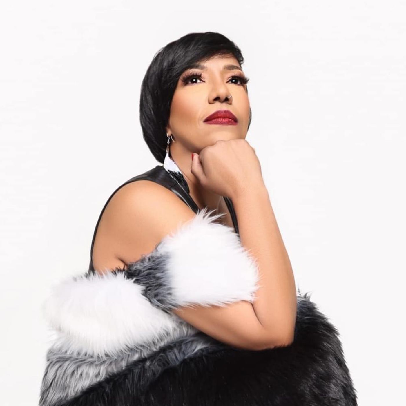 Songstress Yvette Michele discusses her career and new single MR. D.J. on Conversations LIVE ~ #yvettemichele #newmusic #dancemusic episode artwork