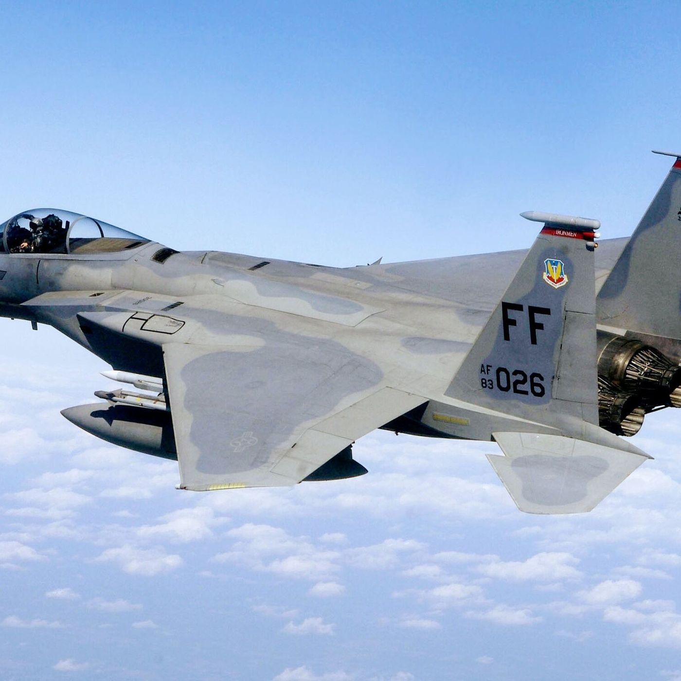 Noticias La Trinchera. EEUU continua la búsqueda del piloto de uno de sus aviones derribados por Irán