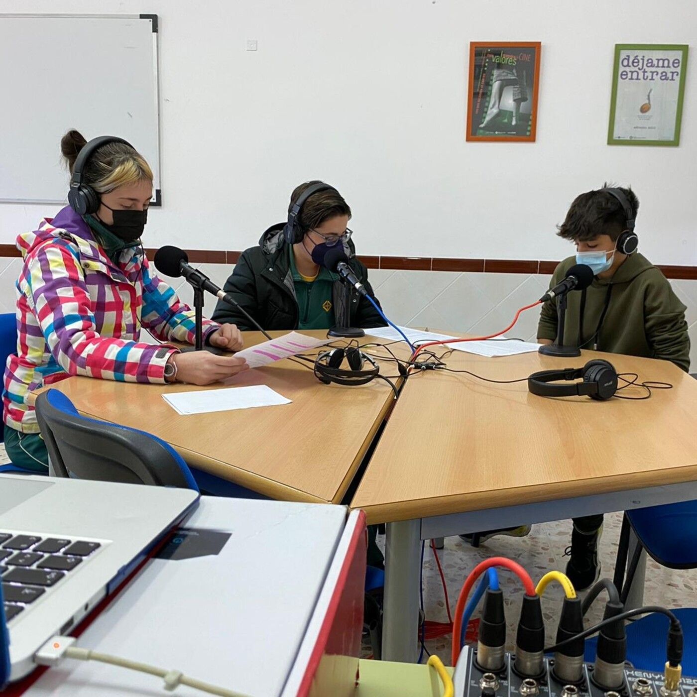 Portada de CVC RADIO