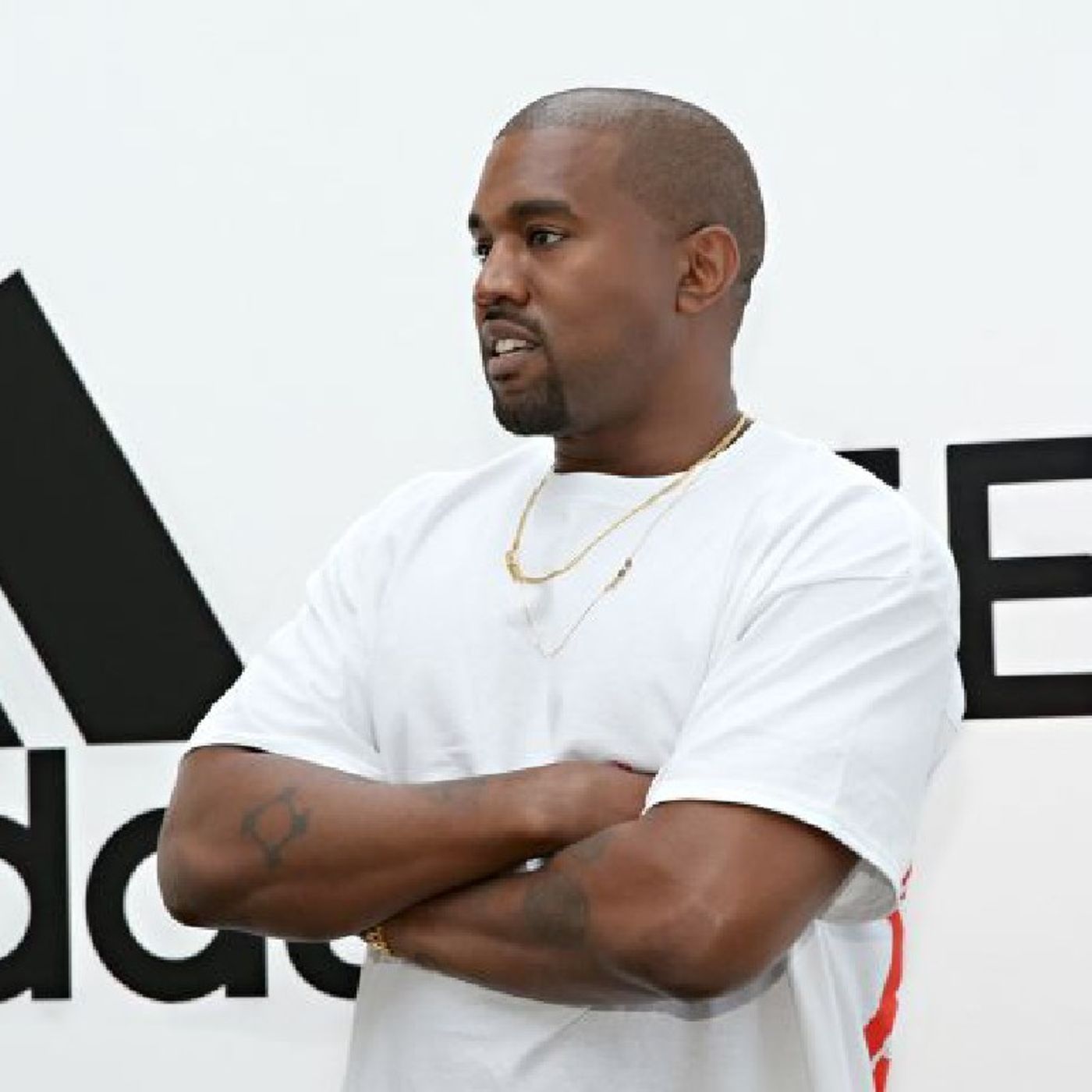 Kanye West Loses Billionaire Status; Now Worth $400M episode artwork