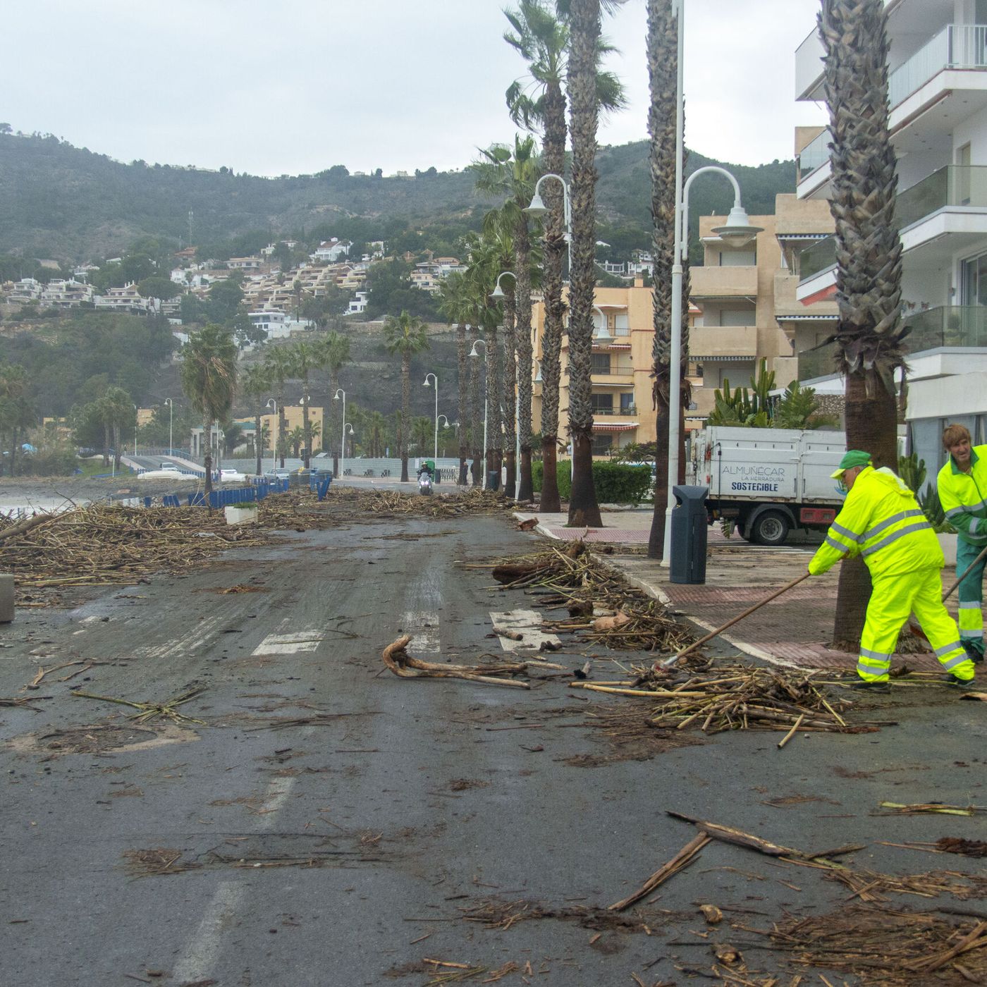Las noticias de Herrero: El grave deterioro de las carreteras en España