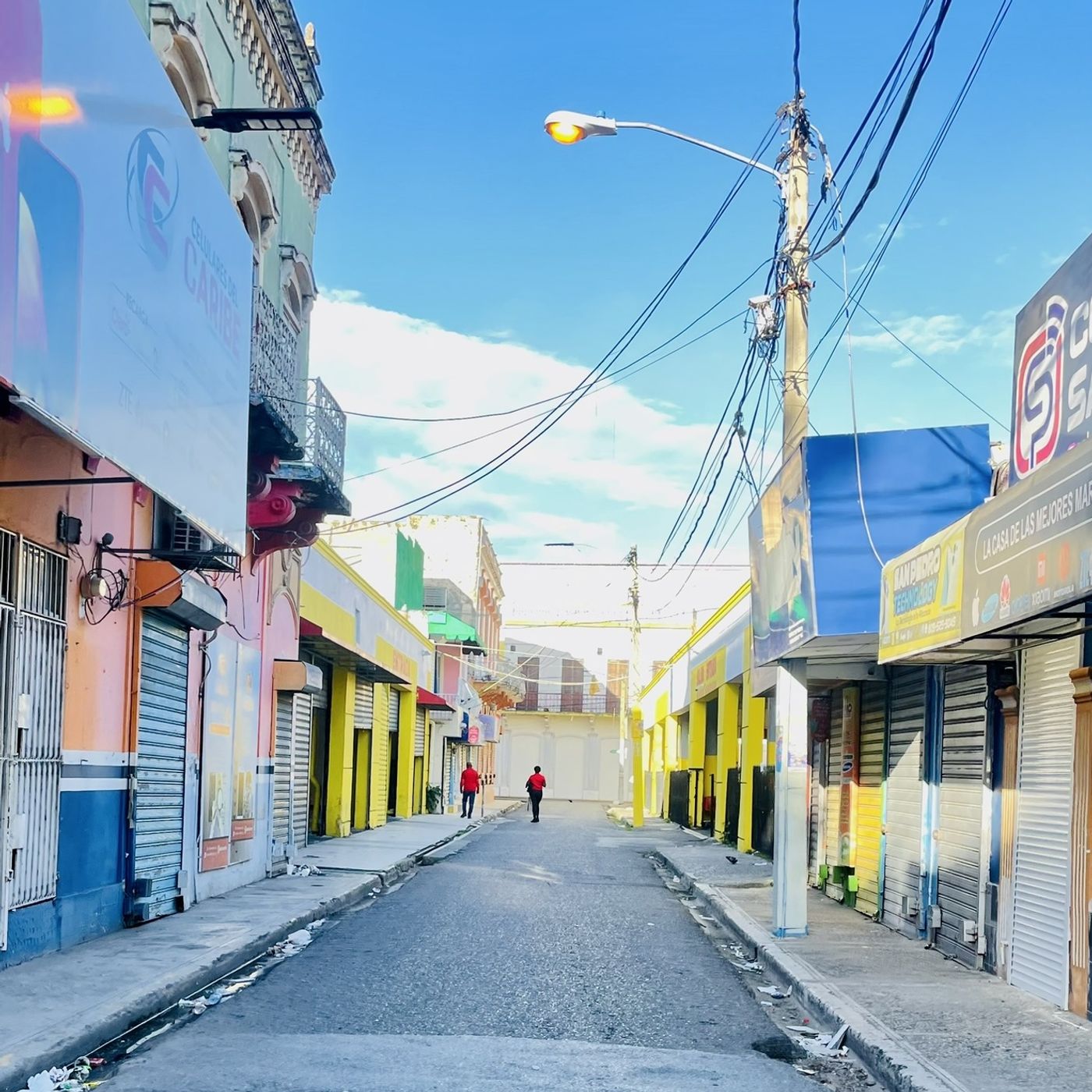 ¿Cuál es el nombre de esta calle en San Pedro de Macorís?