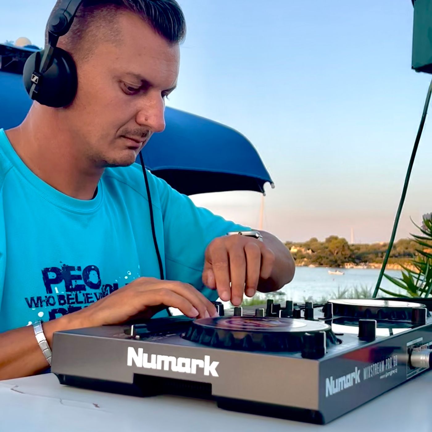 Dj Alex Key