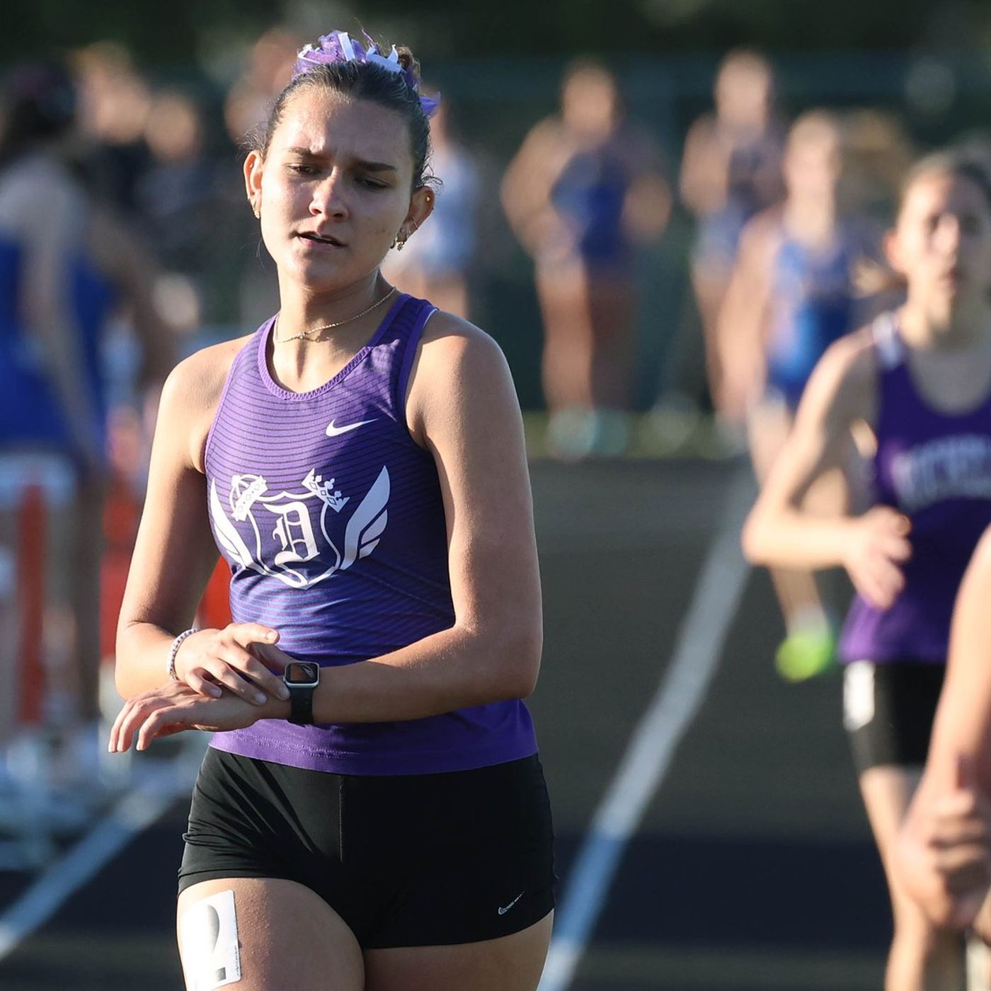 Dixon’s Daniela Lovett qualifies for state track in 3,200: Friday’s Sauk Valley Roundup episode artwork
