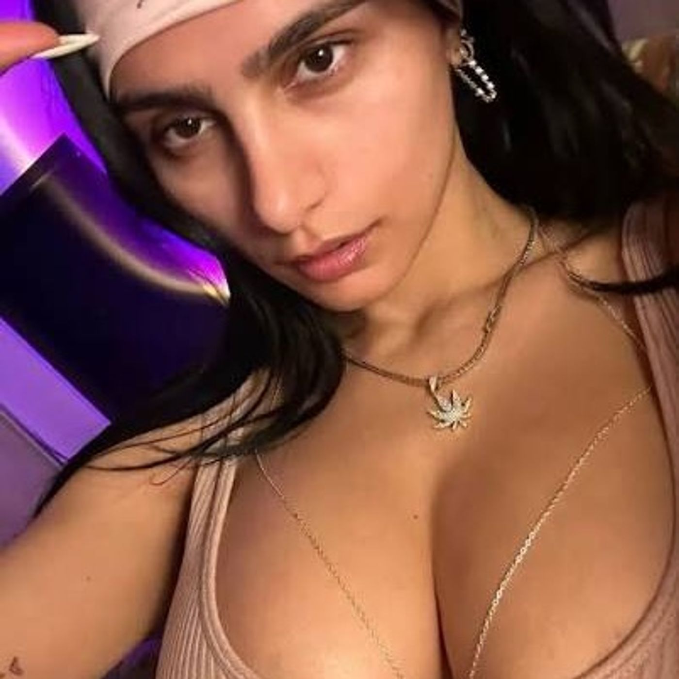 [ASMR] Deep Throat Fantasy – Mia Khalifa Style Tälk and 0rgasm 0verload episode artwork