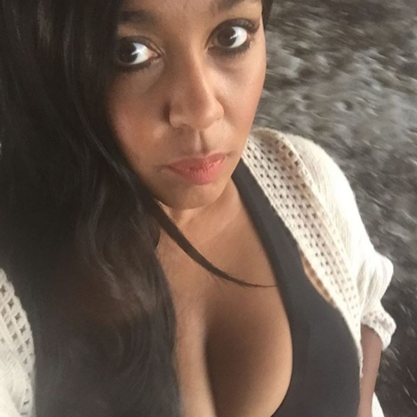 Sassy Vee talks about her radio and music career, the Raiders, and more!