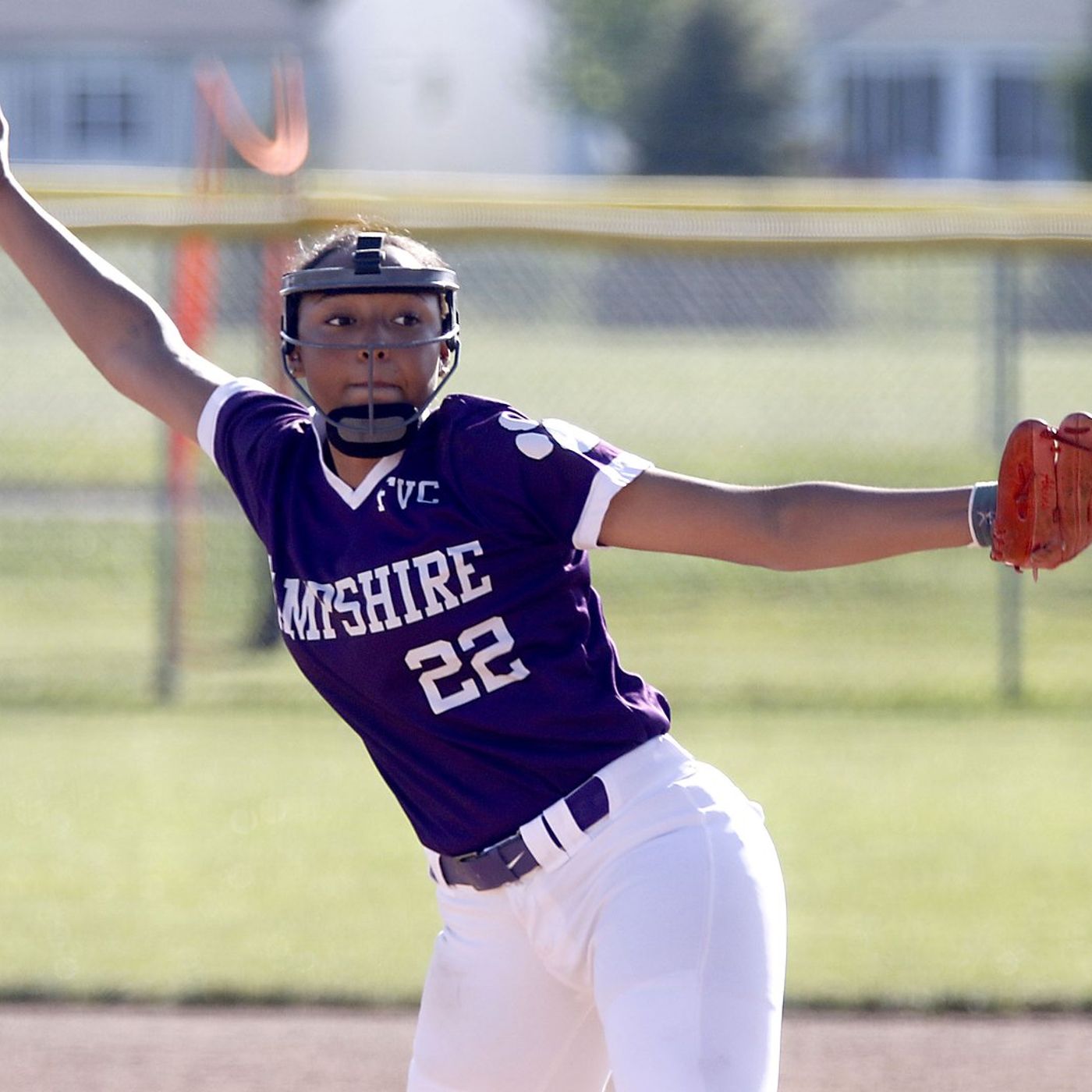 ‘Fearless’ Hampshire topples Huntley, wins share of FVC title episode artwork