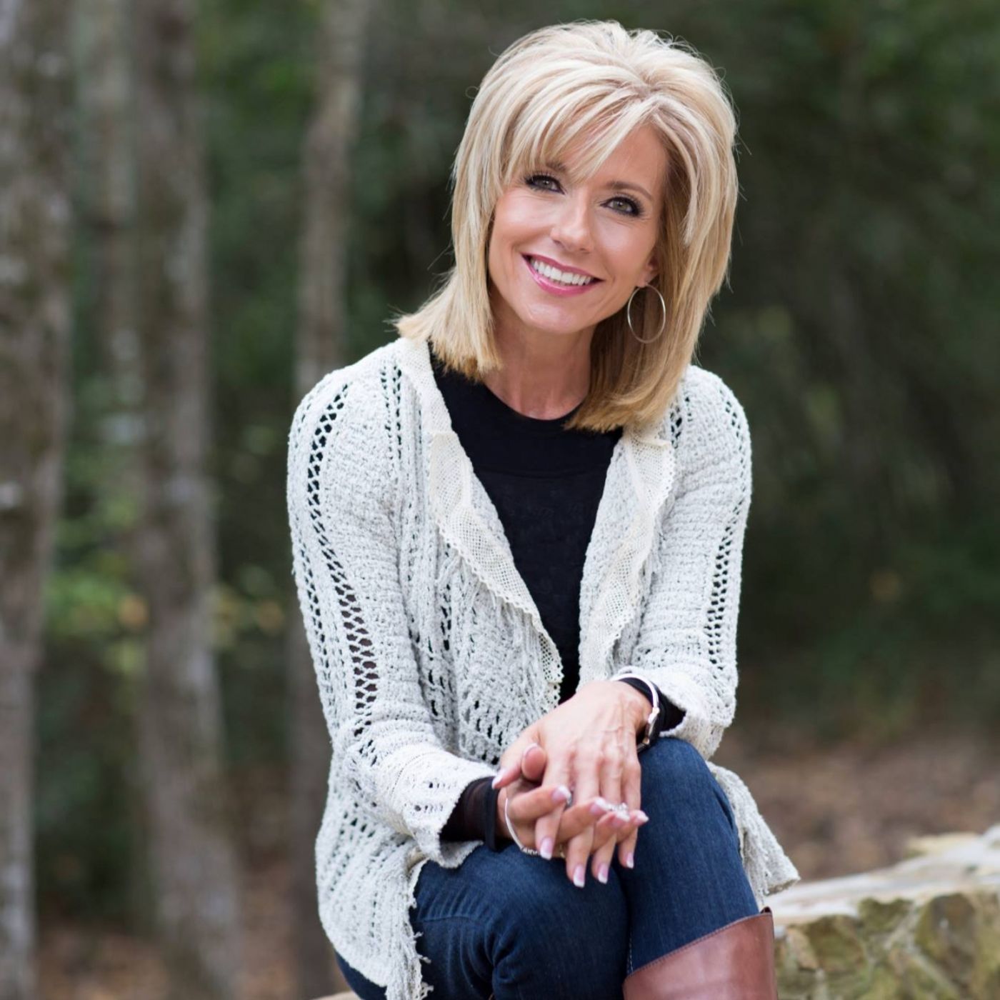 Beth Moore Apologizes for Her Elevating Complementarian Theology