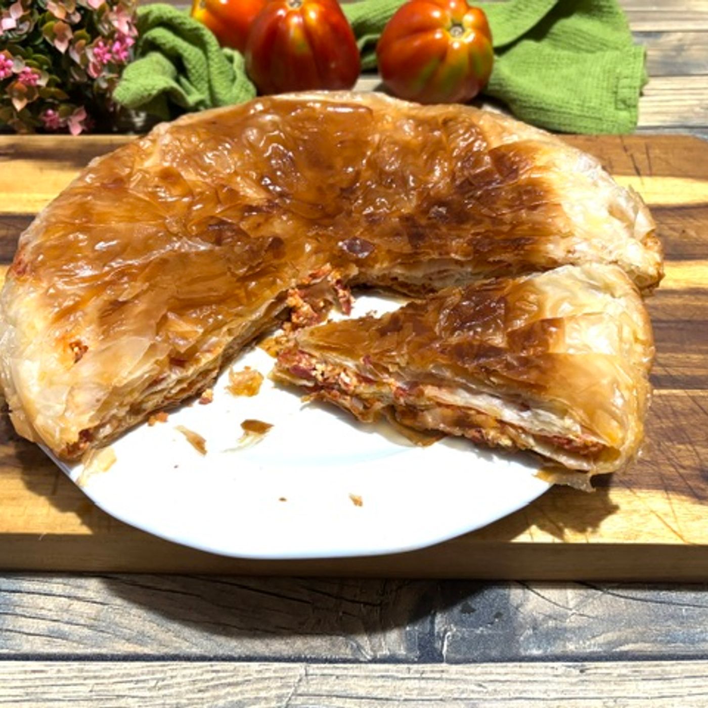 Torta fillo con pomodoro e ricotta: croccante, leggera e irresistibile episode artwork