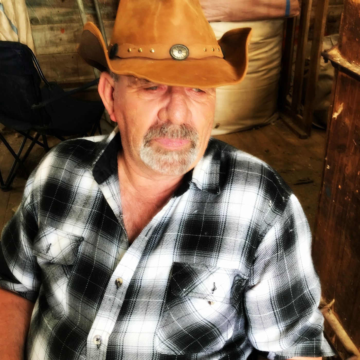 Kiwi Stu 'Monday Night Country' Come on down! episode artwork