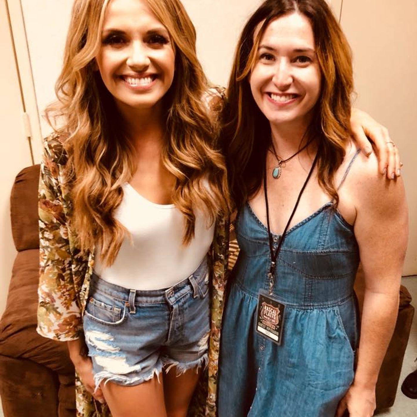 Lunch Date with Carly Pearce 5-6 episode artwork