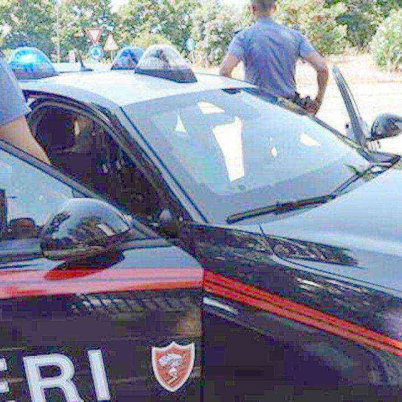 Giugliano, 40enne costringeva la compagna sedicenne a prostituirsi: arrestato