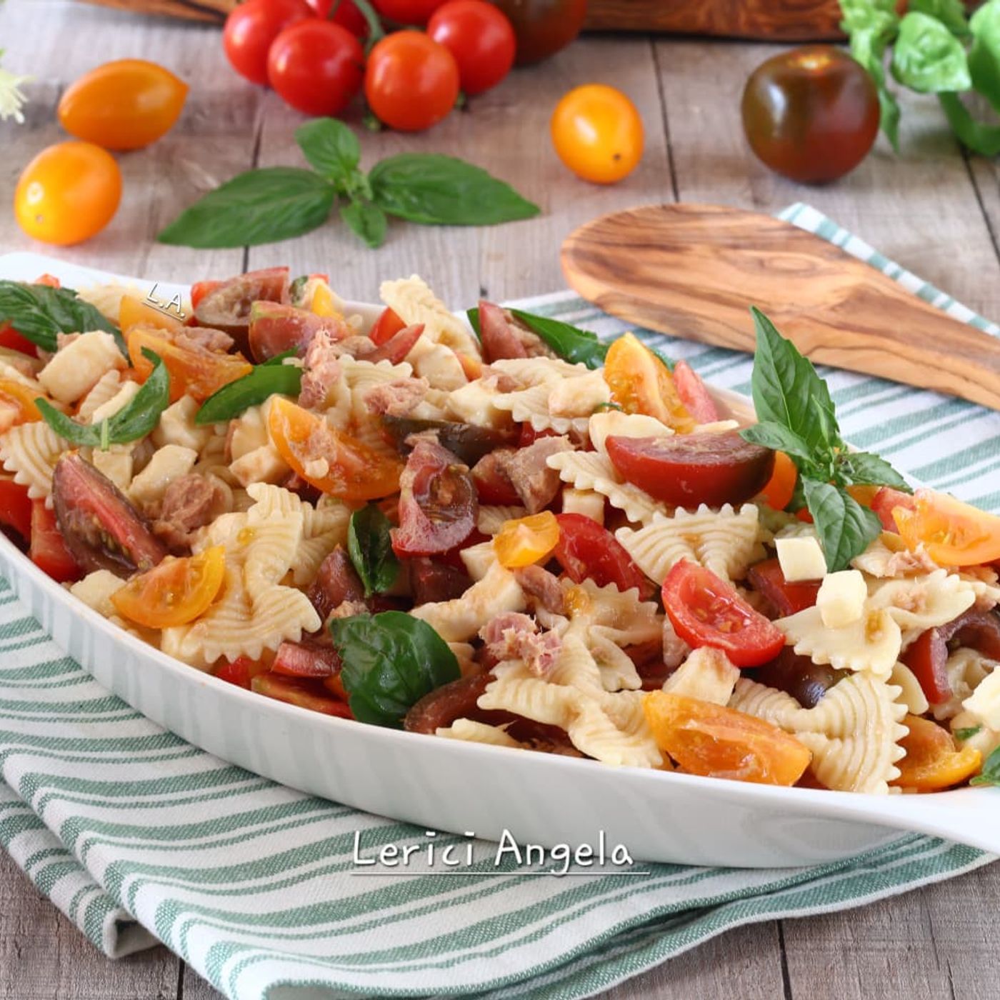 Pasta fredda tonno e pomodorini pronta in 10 minuti