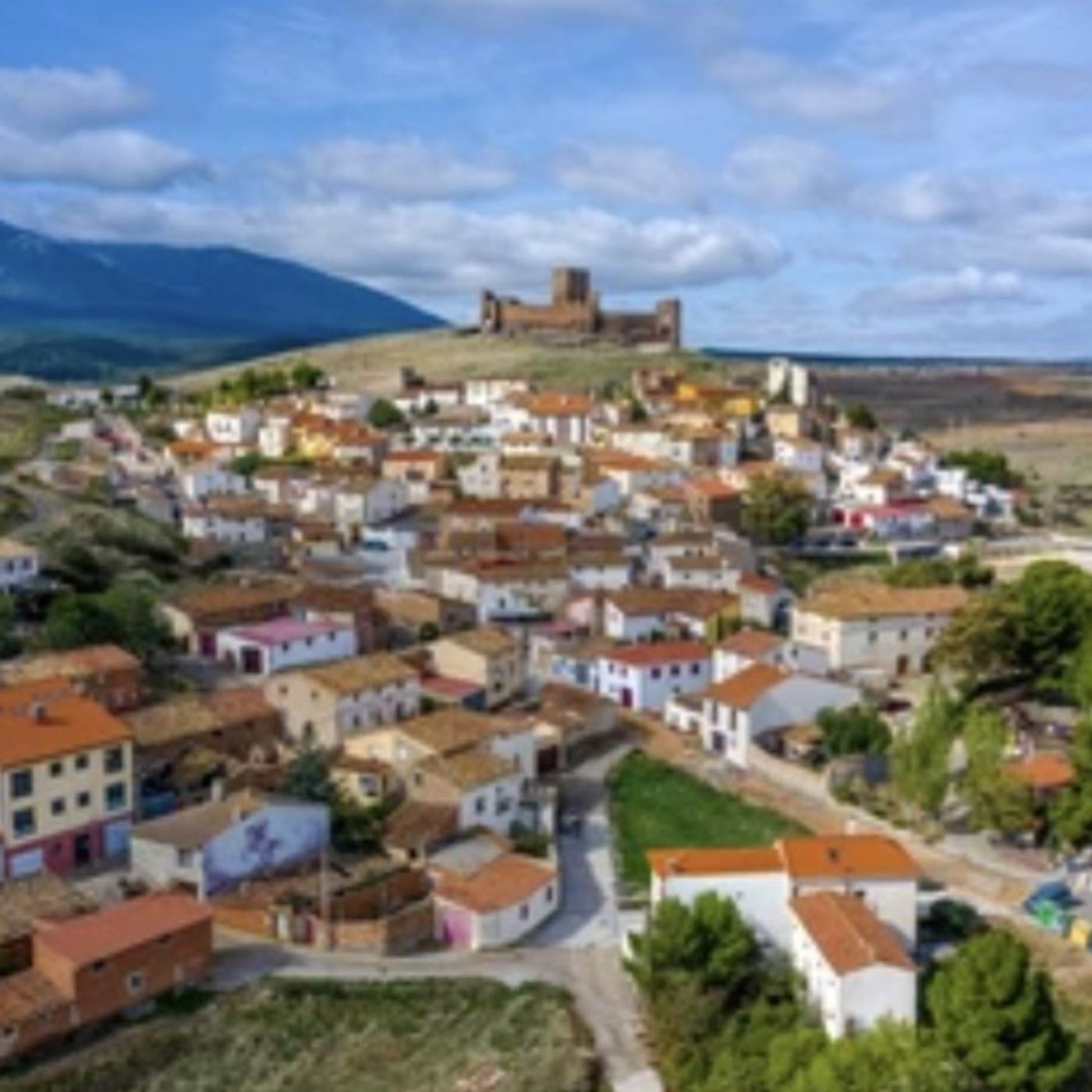 Biografías/Coral Bravo