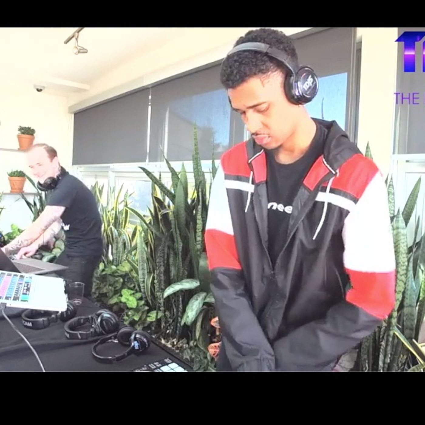 The DJ Sesisons