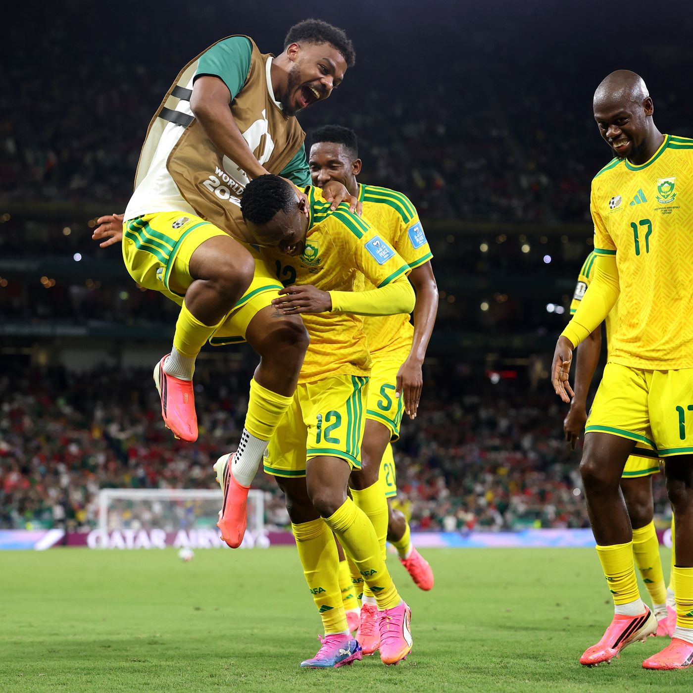 Sudáfrica 1 - 0 Corea del Sur | Los sudafricanos dan la campanada y se meten segundos