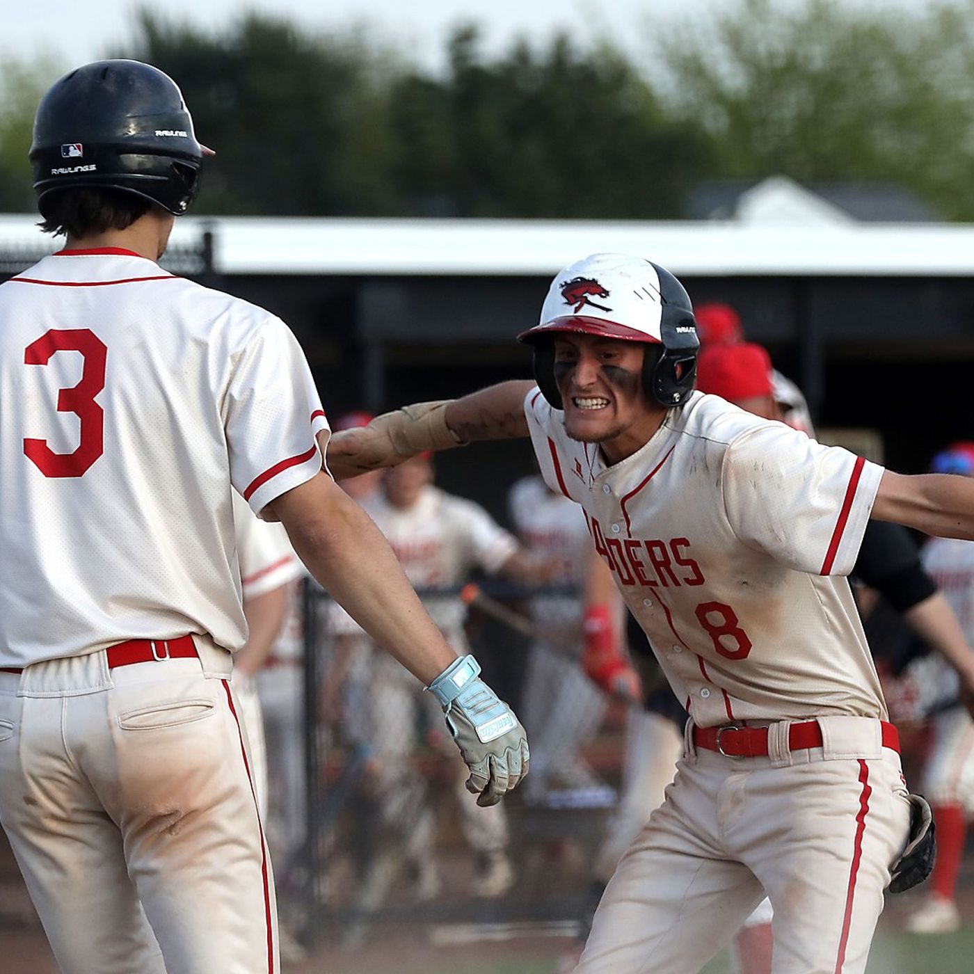 Aiden Eickelmann, Gavin Rettberg spark sixth-inning rally as Huntley comes back to beat McHenry episode artwork