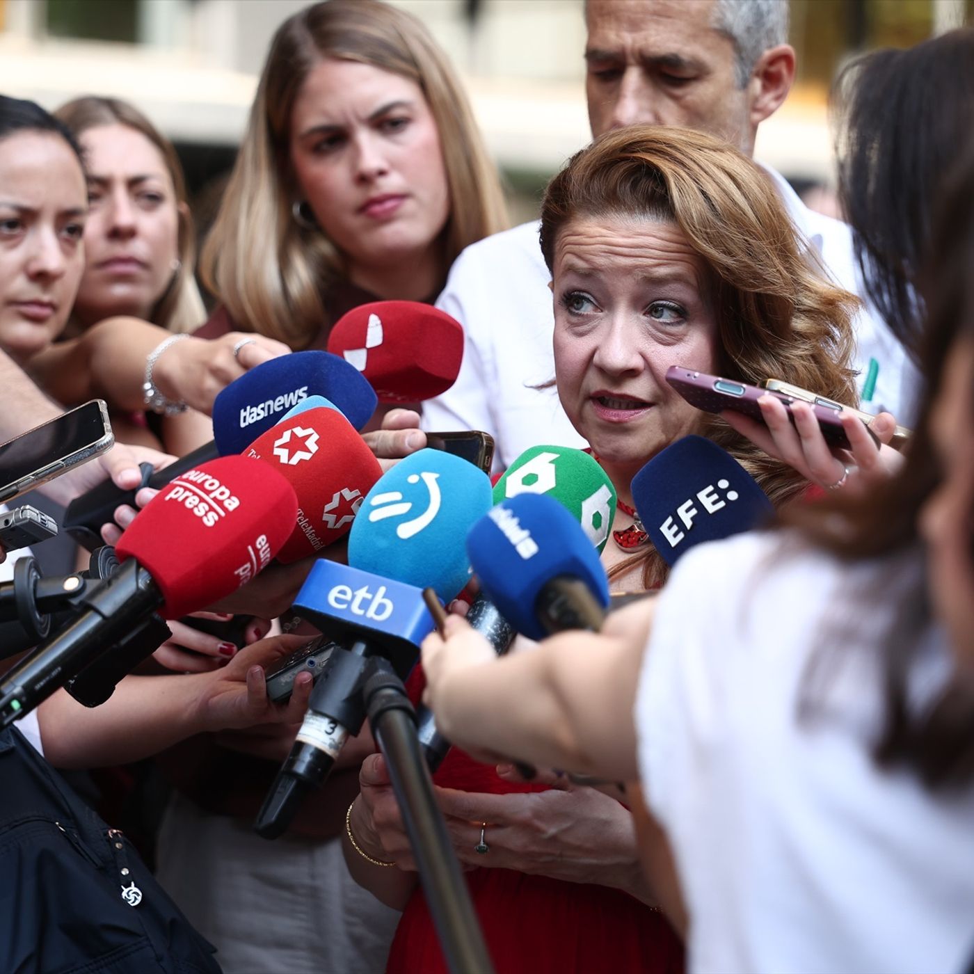 Madrid es Noticia: Matute reprocha a Mónica García por reaparecer dos semanas después del incendio en la Sierra Oeste