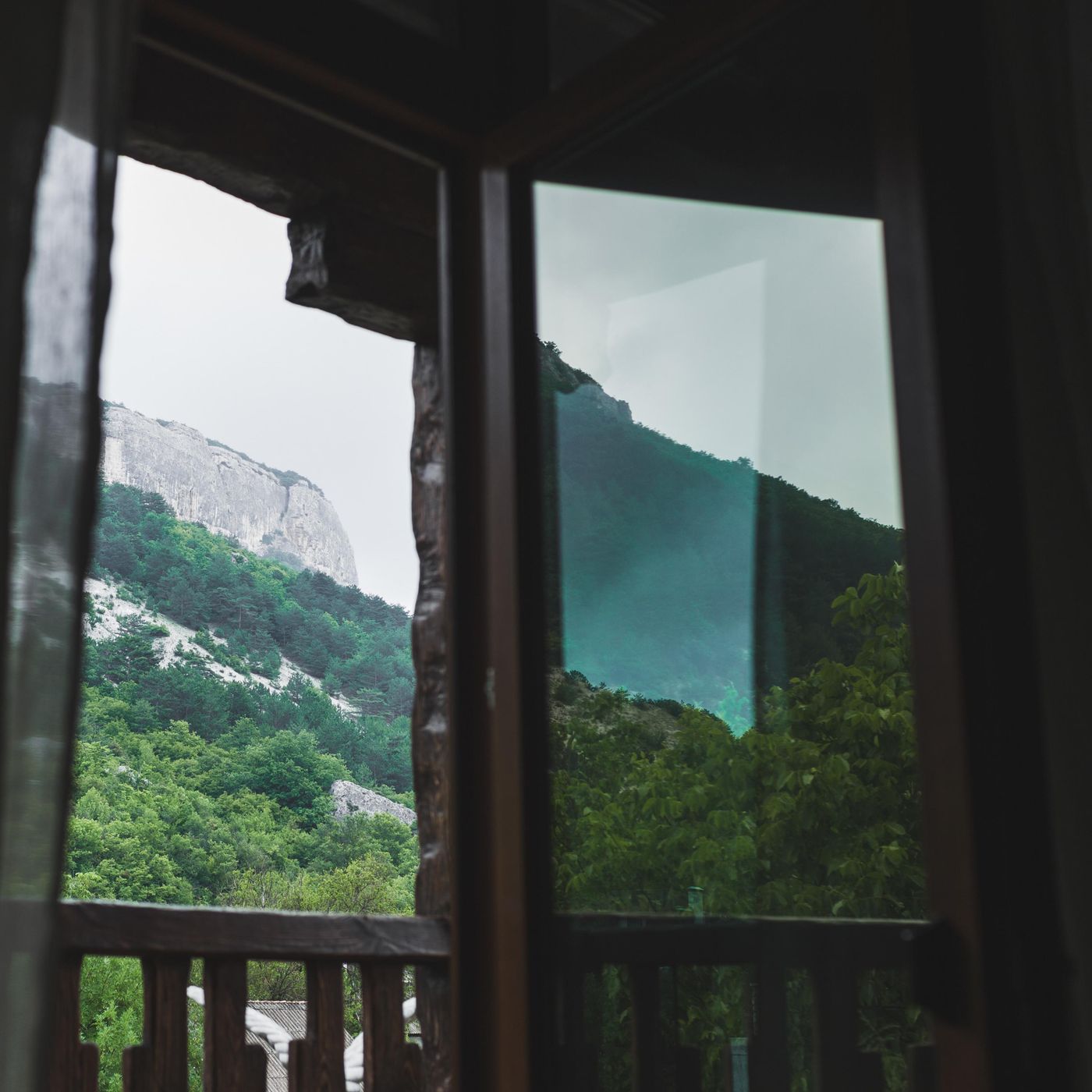 Box Fan and Rain - 10 Hours Sleep Sound