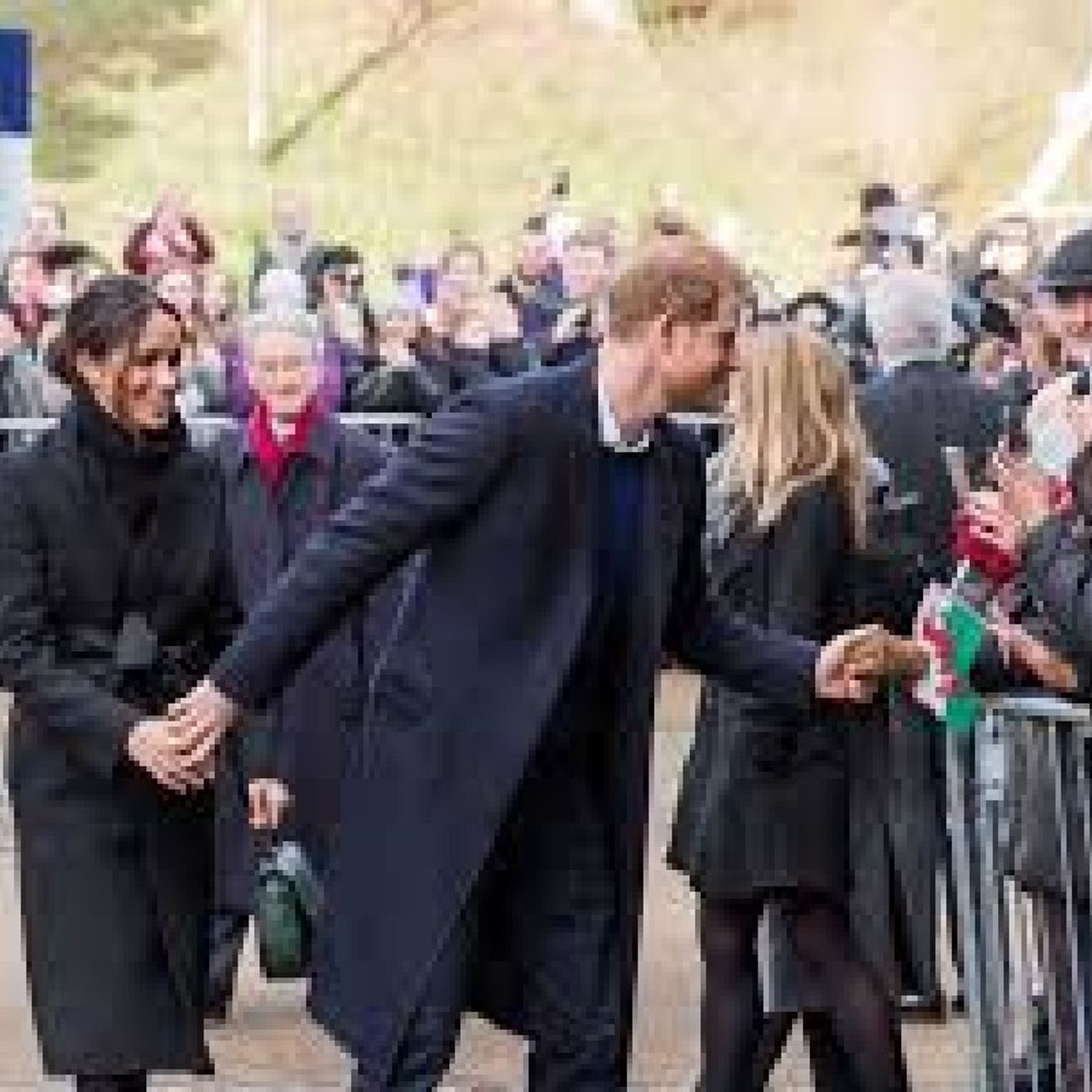MEGHAN THOUGHT SHE HAD IT ALL BUT NOW SHE HAS TO FACE PUBLIC😆💔 REJECTION WITH HIM;