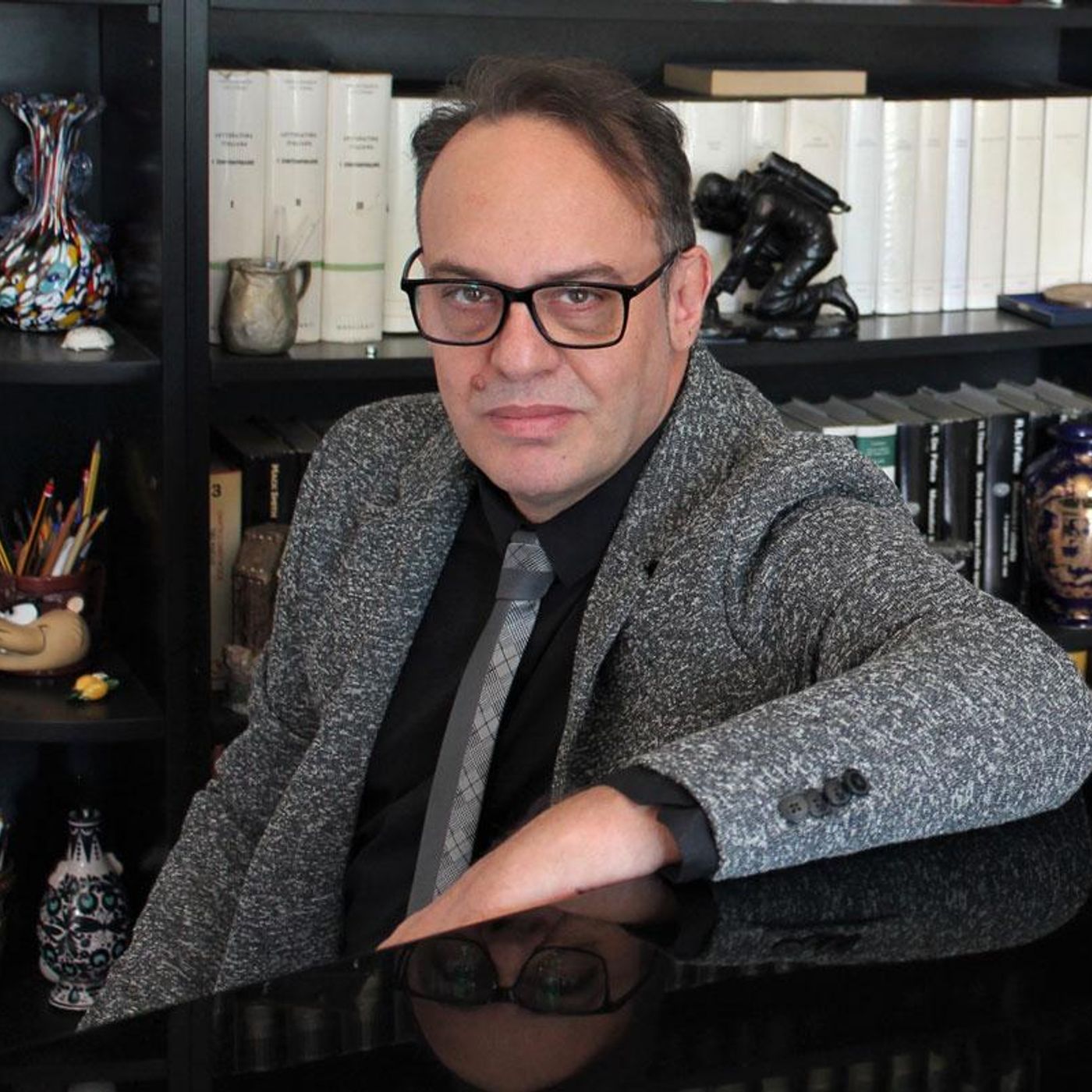 Luciano Varnadi Ceriello presenta il suo "Il segreto di Vivaldi" episode artwork