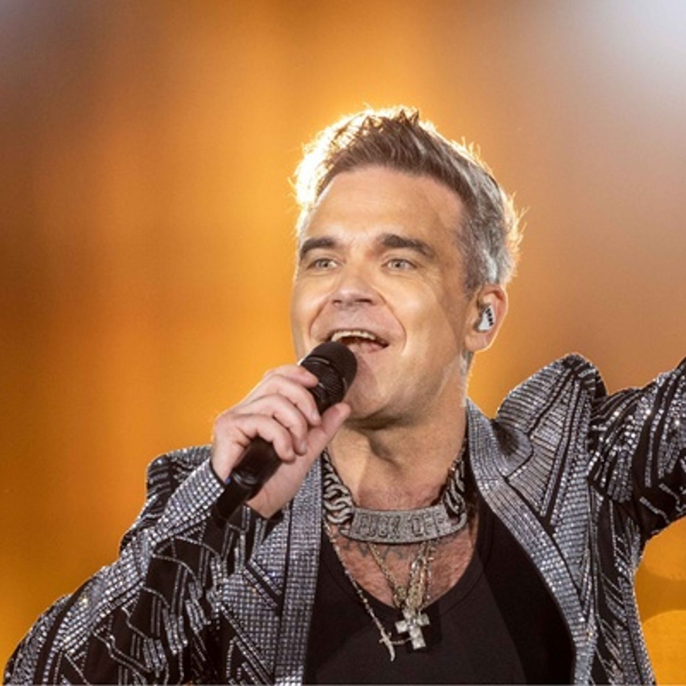 Robbie Williams annonce une deuxième date au Luxexpo cet été