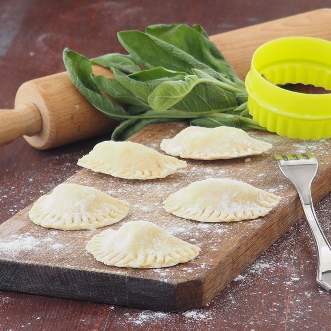 Dalla Polonia: I Pierogi (ravioli con patate) episode artwork