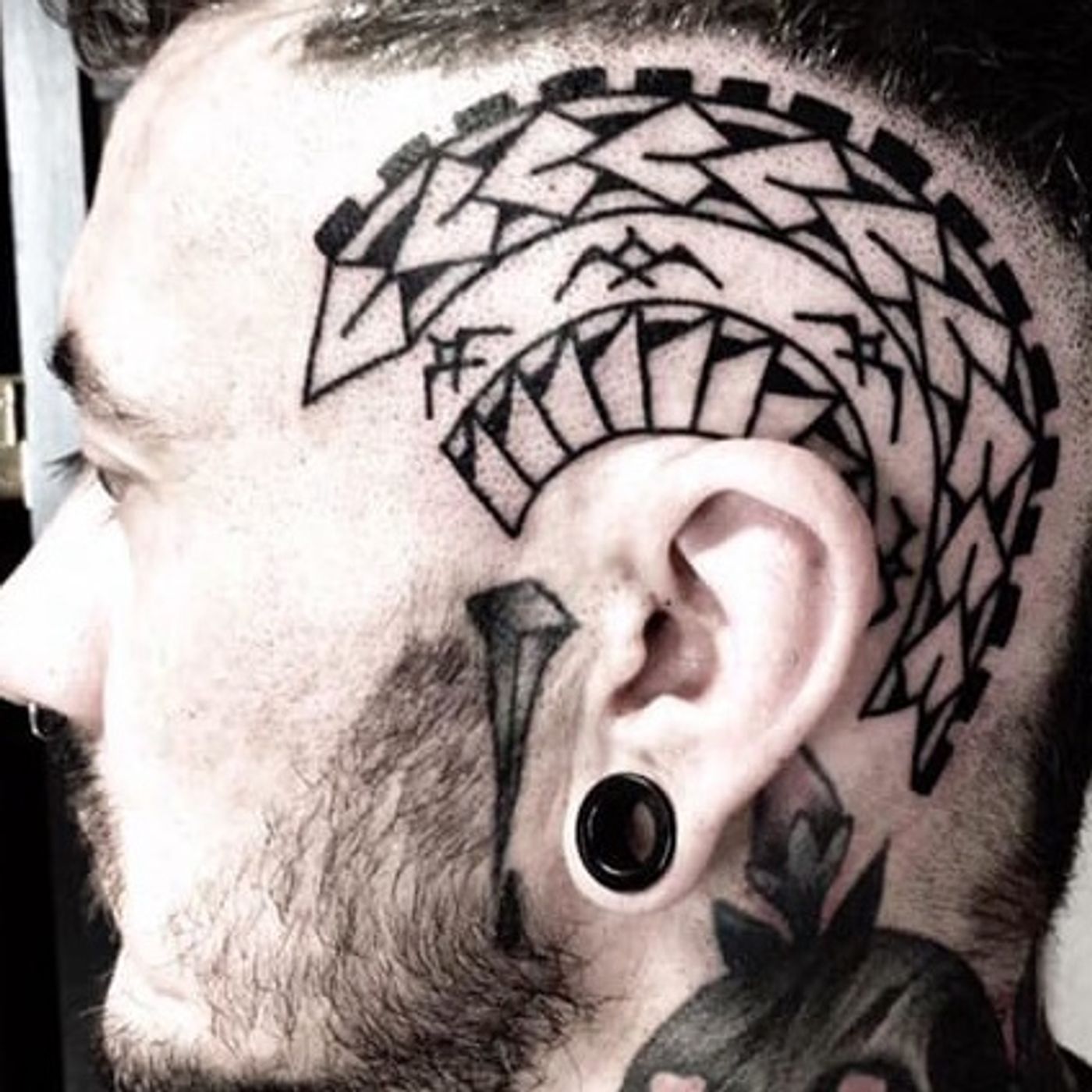 Lo schiavo tatuato Lo schiavo tatuato