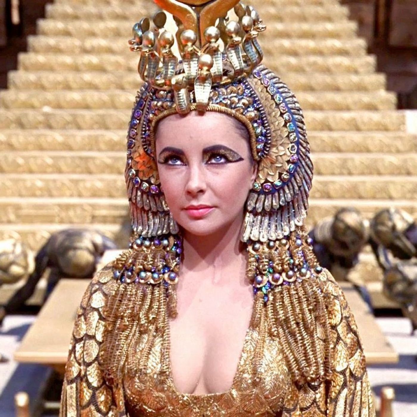 El antropólogo Inocente | Las Cleopatras, las reinas olvidadas de Egipto episode artwork