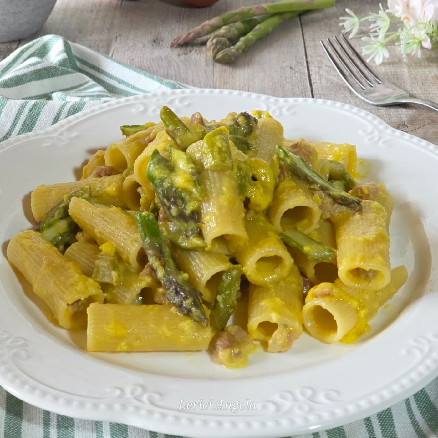 Carbonara agli asparagi e pancetta il segreto per una cremosità perfetta episode artwork