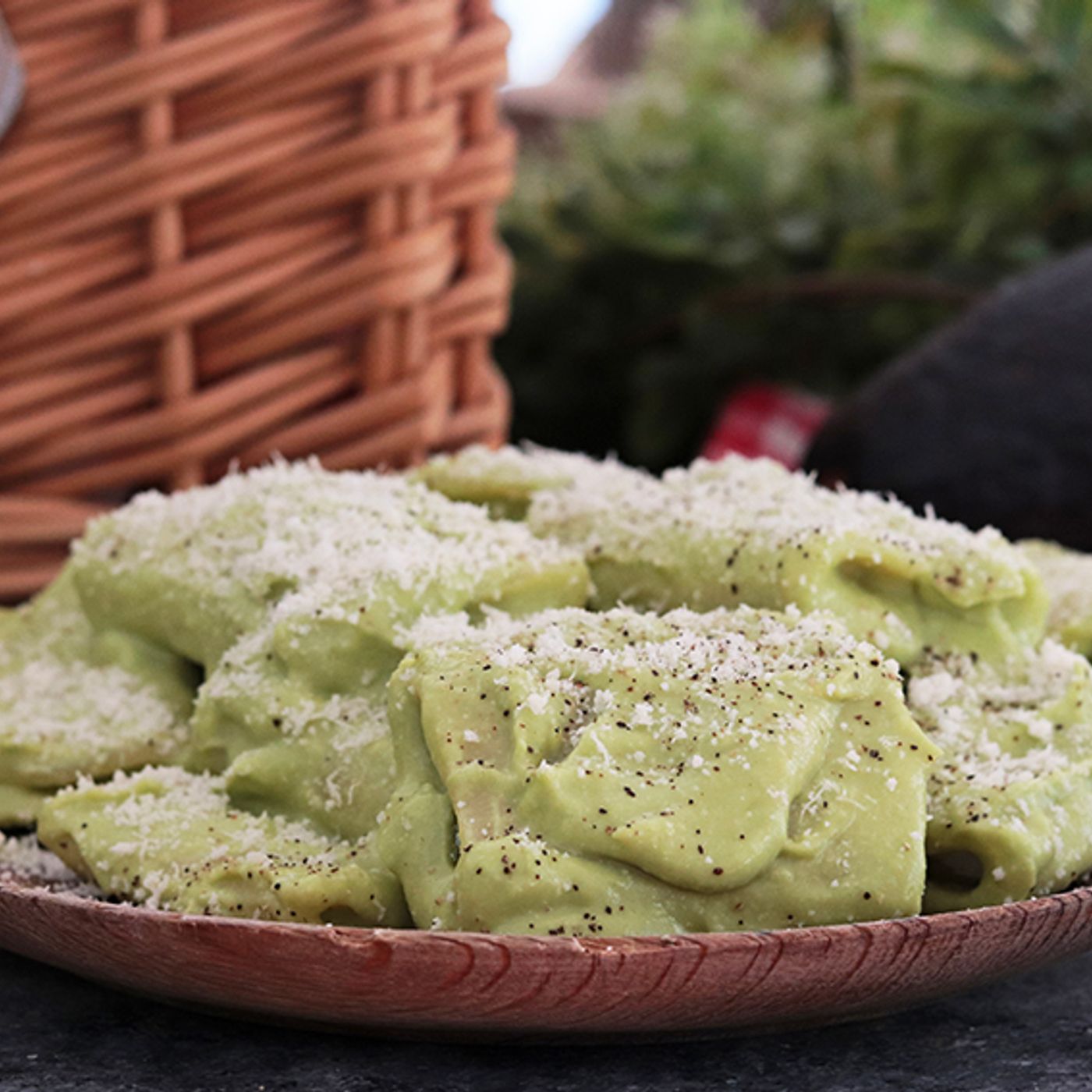 Pasta cremosa con avocado