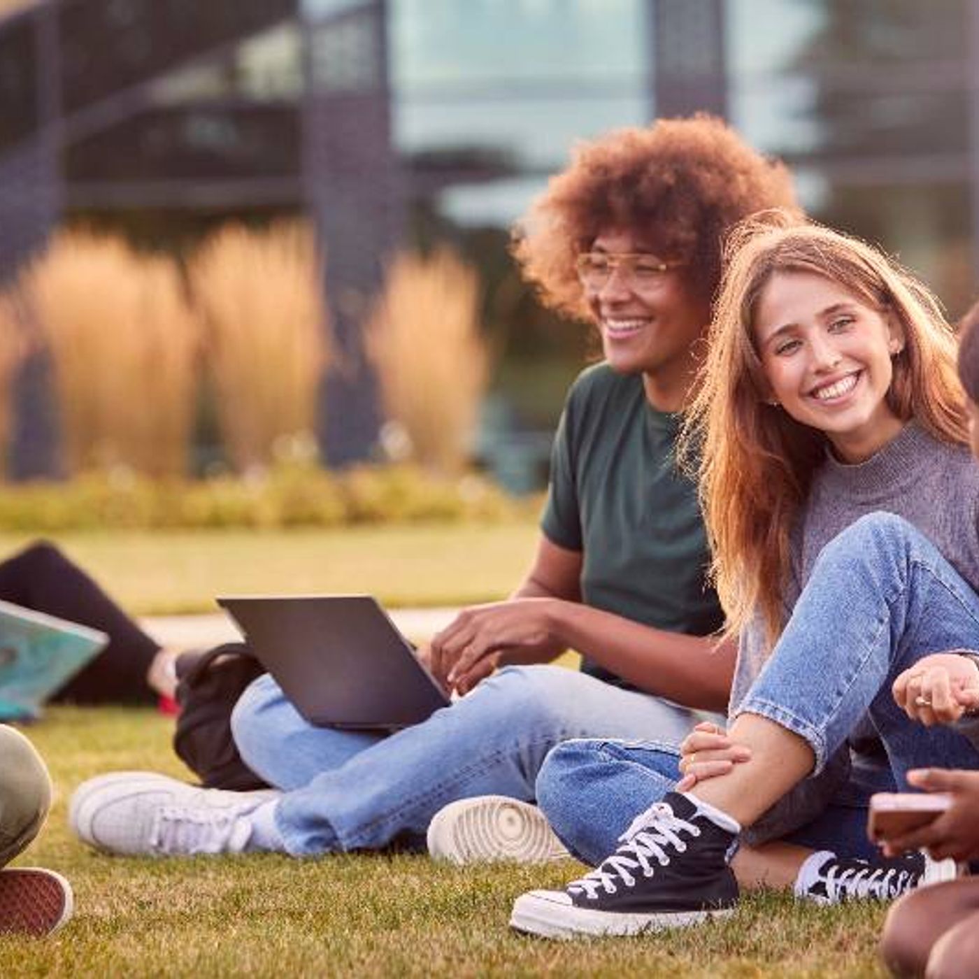 How Language Groups Improve Vocabulary and Grammar