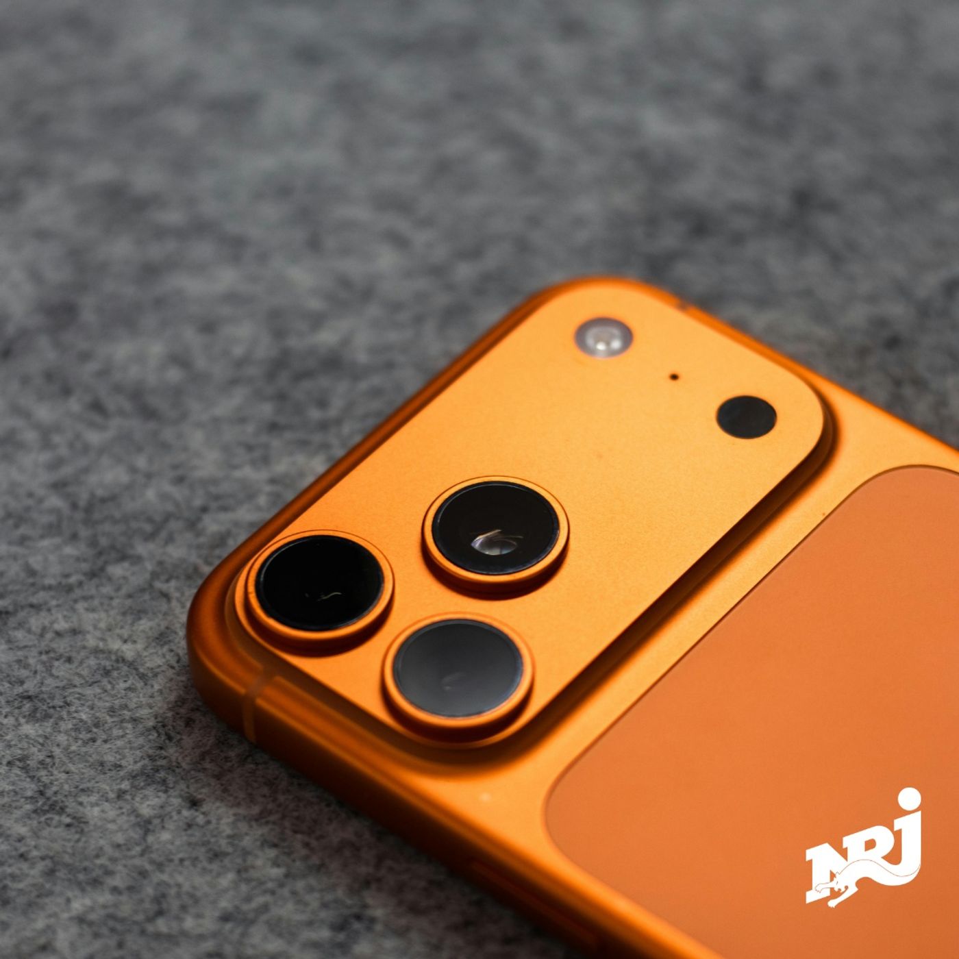 Apple lance son nouvel iPhone le moins cher de la gamme episode artwork