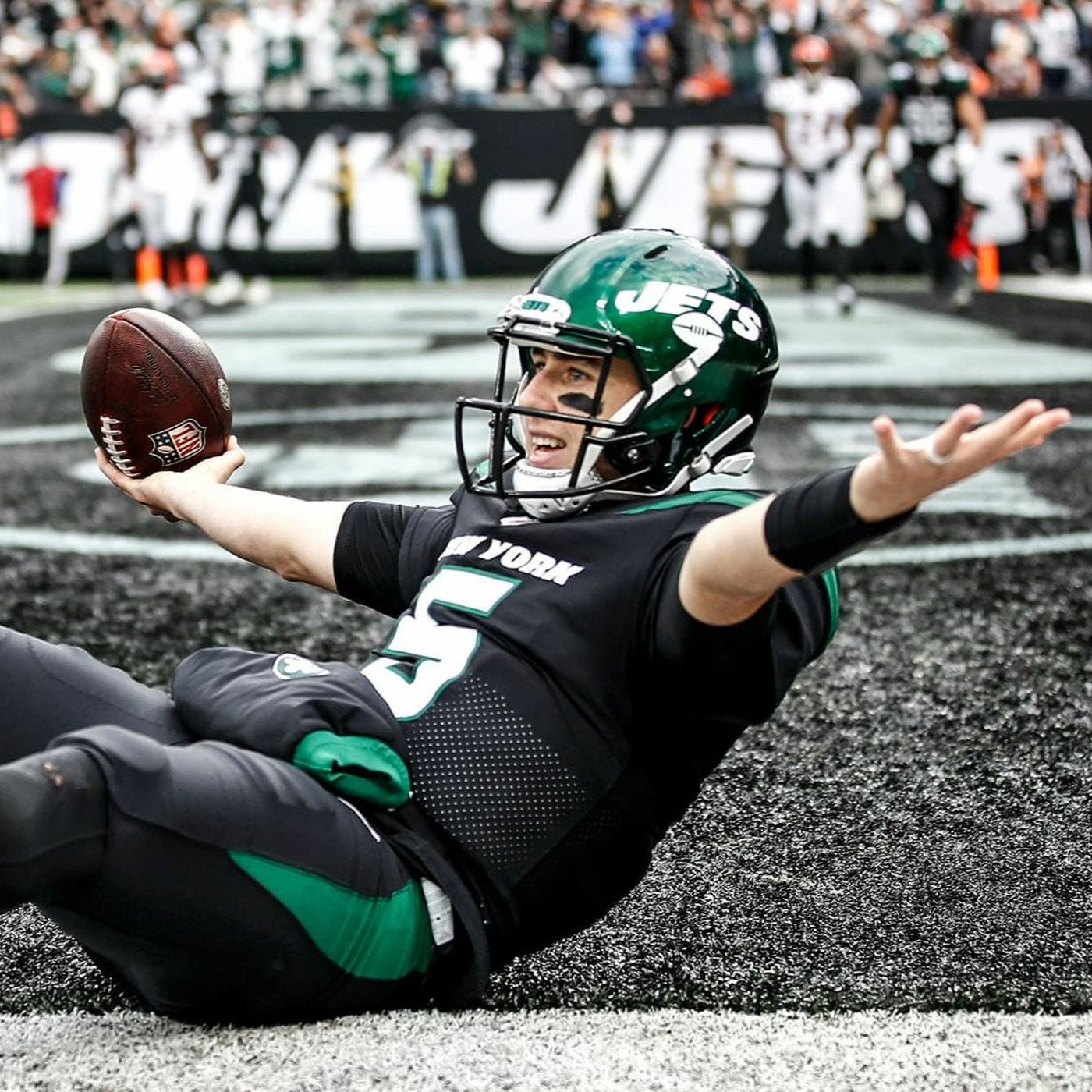 Let Mike White Cook! Reaction to Jets win over the Bengals episode artwork