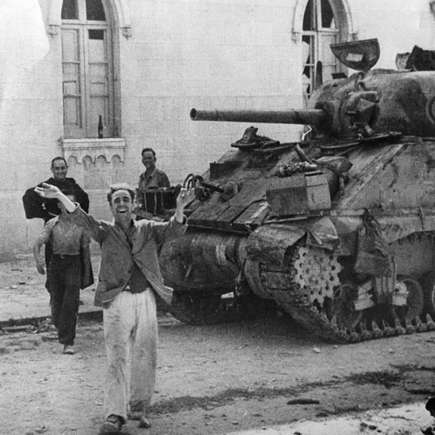 Lo sbarco in Sicilia e la caduta del Fascismo: storia e cronologia episode artwork