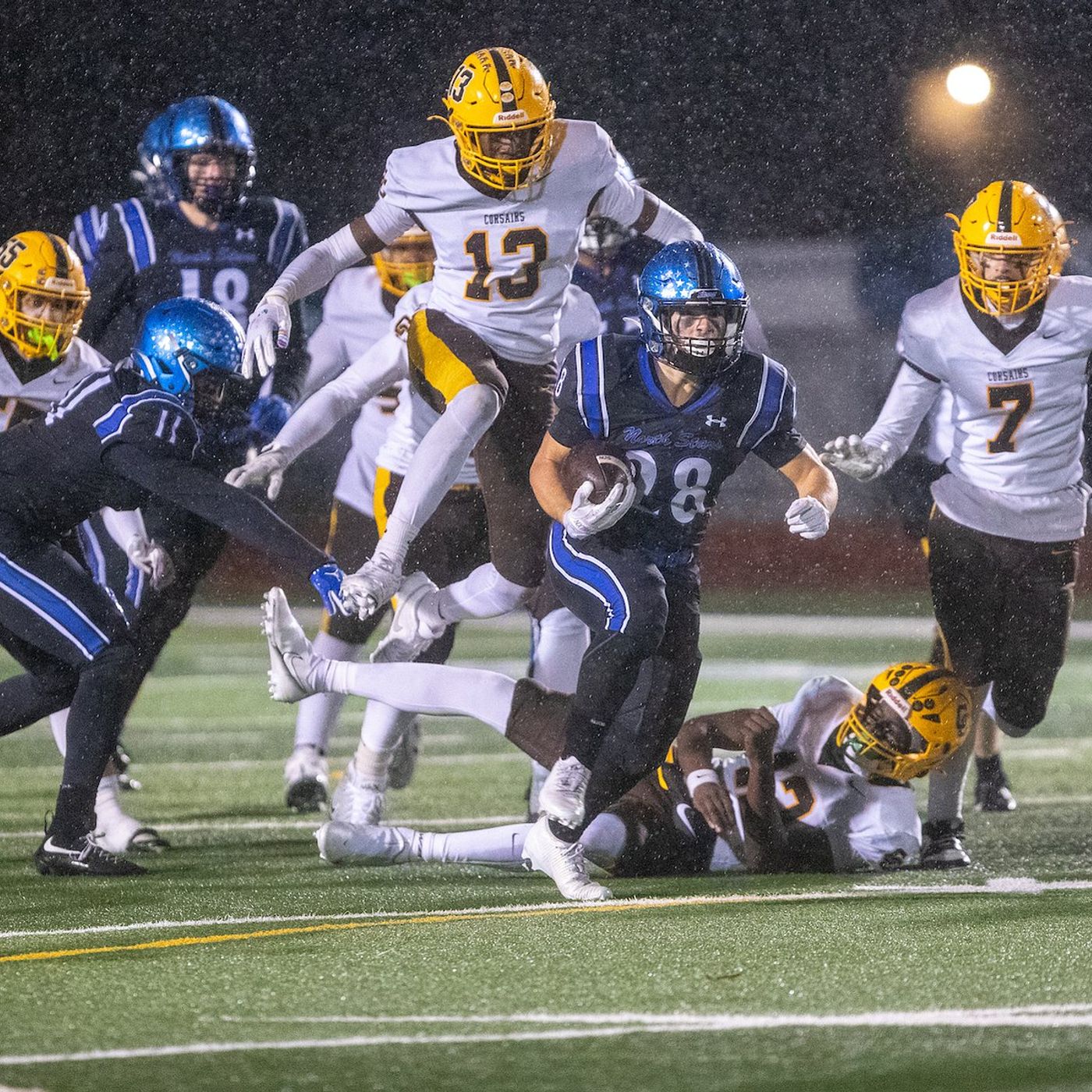 St. Charles North flips momentum in second half, comes back to down Carmel in Class 7A second round matchup
