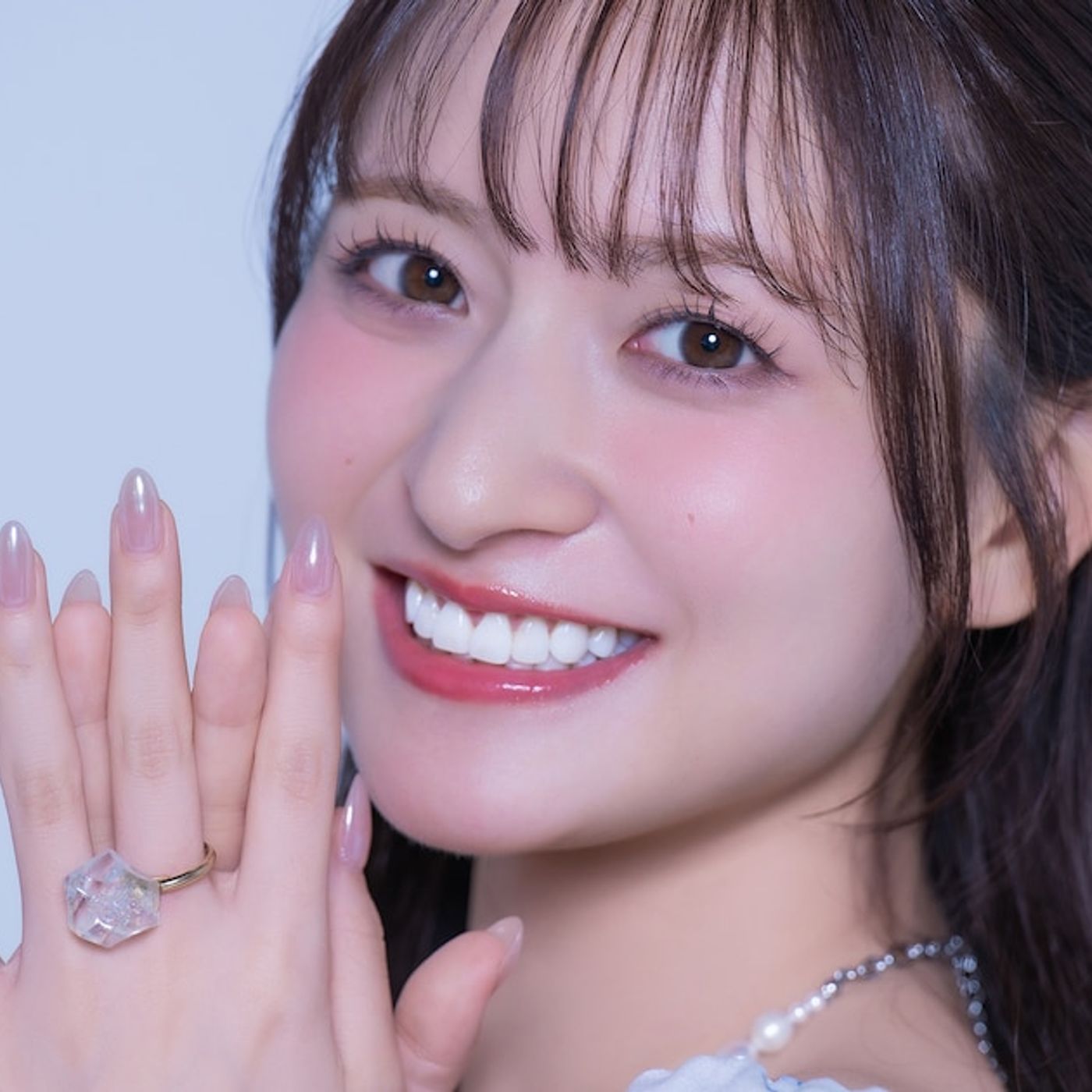 乃木坂46金川紗耶が念願の写真集で憧れのヨーロッパへ、こだわったのは”素”であること（写真15枚） - 音楽ナタリー episode artwork