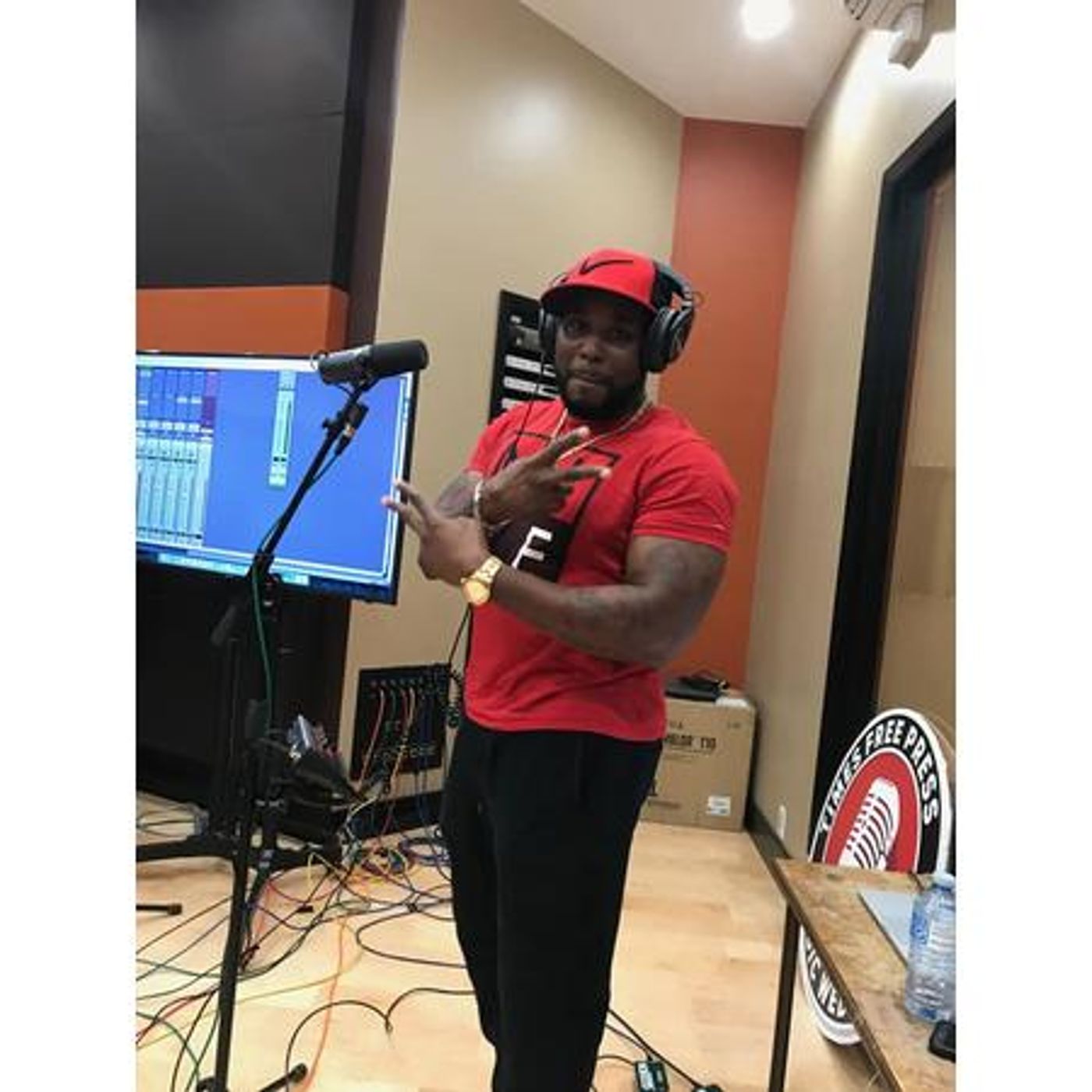 HOWCEE Radio 231 Sixth Ave, Beatrice AL.