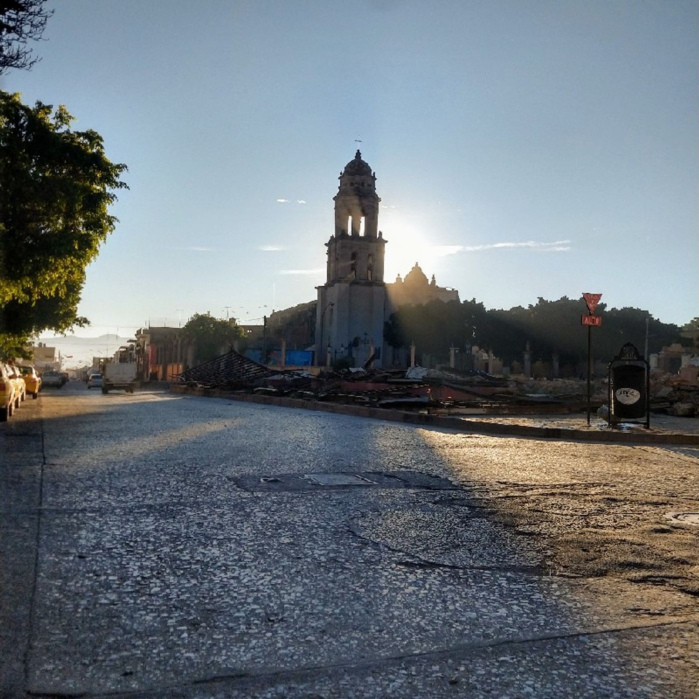 Doña Pelusita Y Conejomán