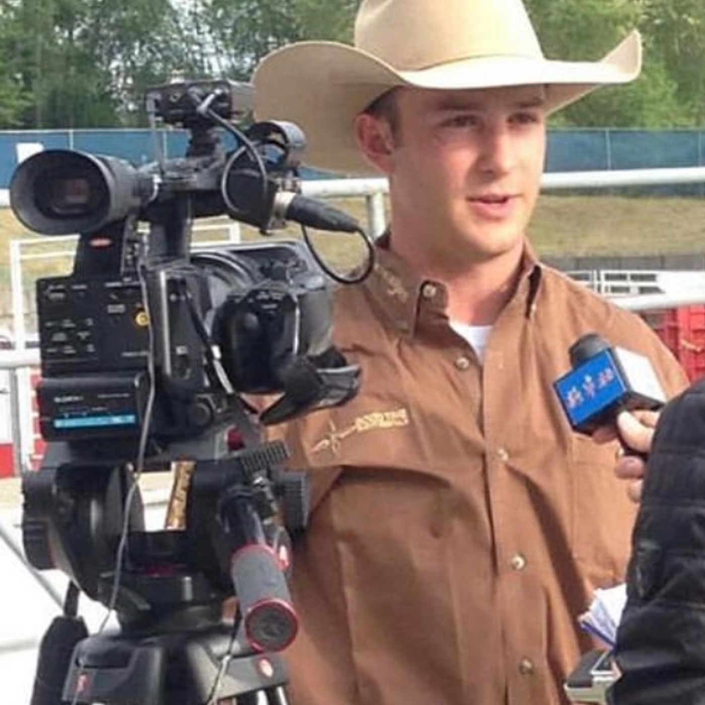 The CB Cowgirls