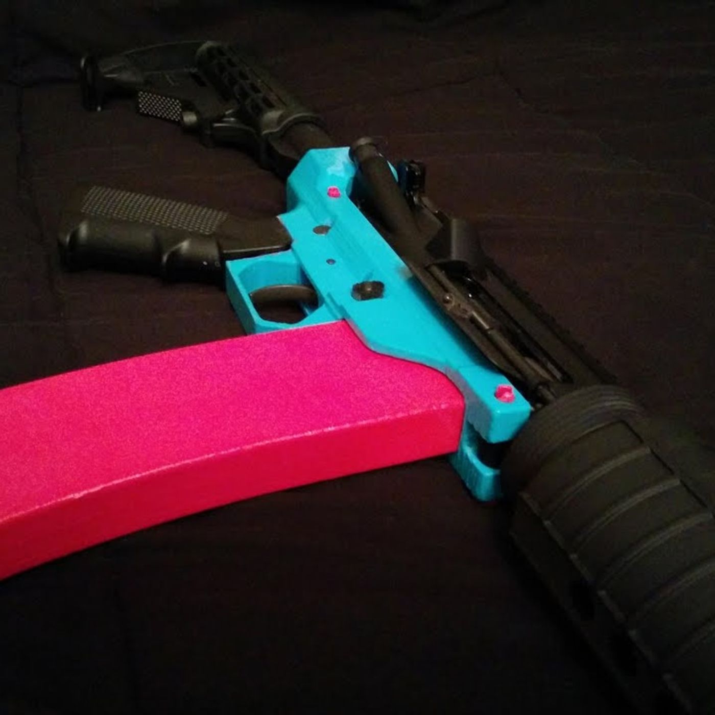 NARRATED ARTICLE: "3D-printed guns are back, and this time they are unstoppable"