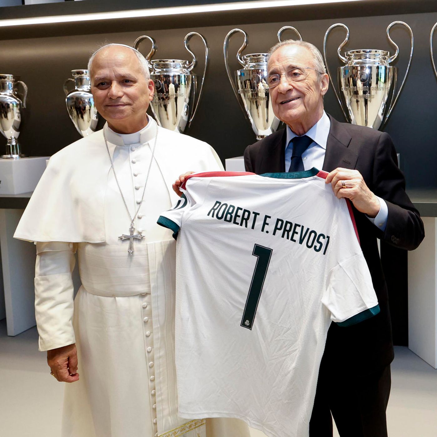 Cowboys de Medianoche: De la visita del Papa a la reelección de Florentino episode artwork