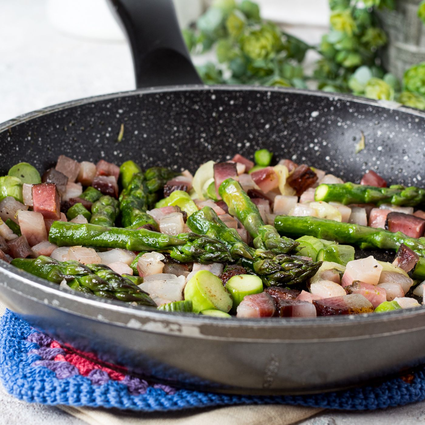 SUGO CON ASPARAGI E PANCETTA episode artwork