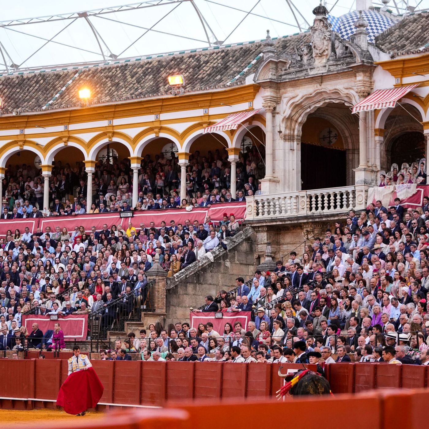Al Alimón: Suben los espectadores, pero no la presentación del toro en Sevilla
