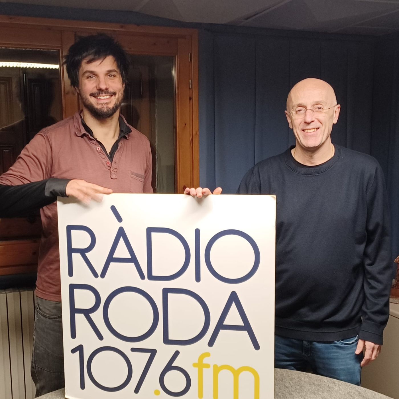 Dial interior (15 - Entrevista a Santi Seratosa (Musicoteràpia) i secció Compte amb el conte de Guillem Gallifa) 22 01 25