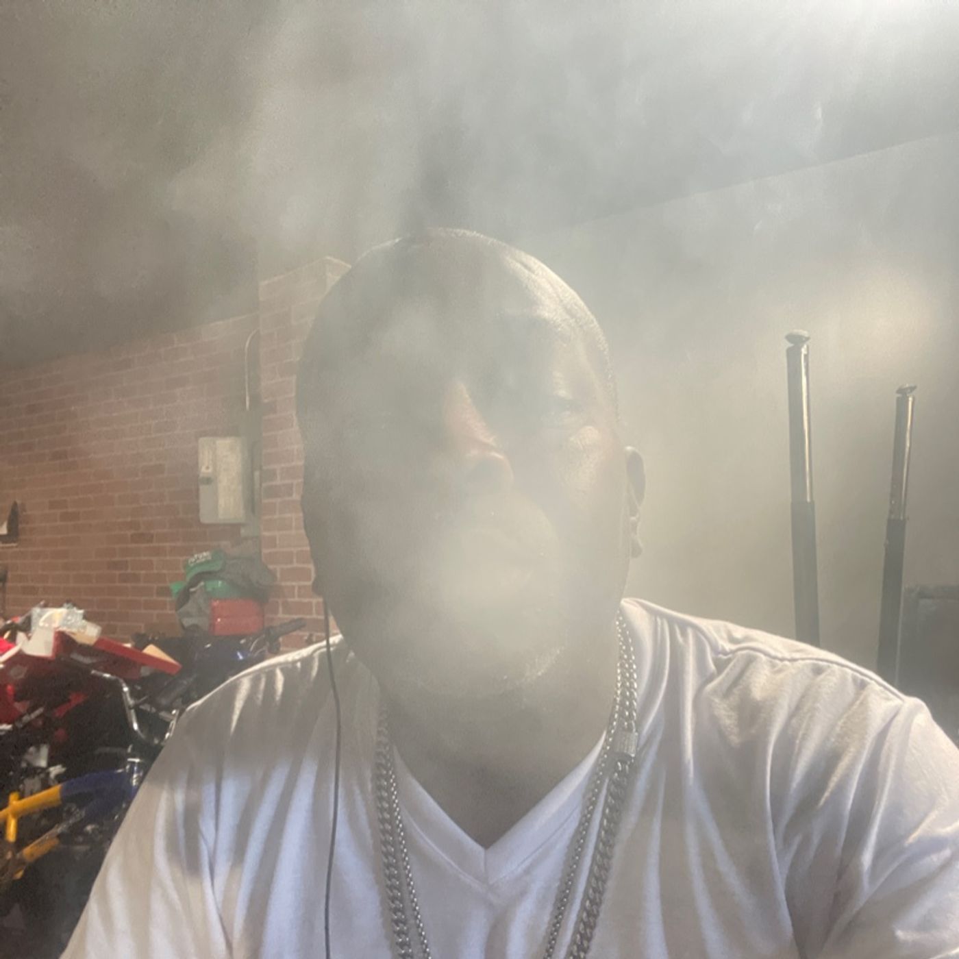 Now Entering Episode 28 - Face The Facts Smoke Session Radio Worldwide